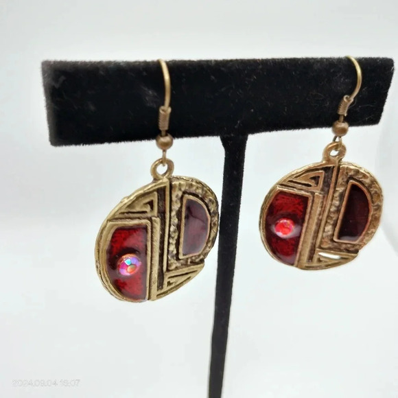 Women's Dangle Drop Earrings Antique Gold Tone Garnet Red Enamel Rhinestone Boho - Picture 1 of 11